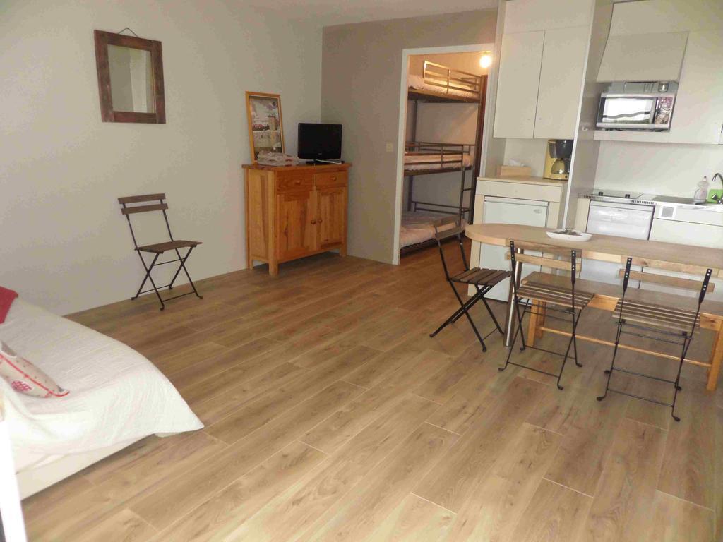 Appartements Les Balcons Du Soleil Font-Romeu-Odeillo-Via الغرفة الصورة